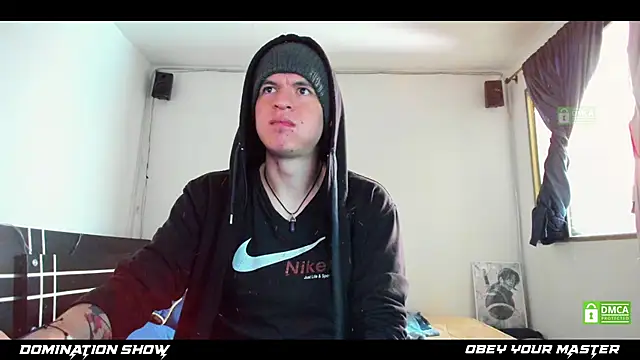 Snapshot of Headhunterdz chatting on 03-12-25, 06:44 Headhunterdz online show from 03-12-25, 06:44