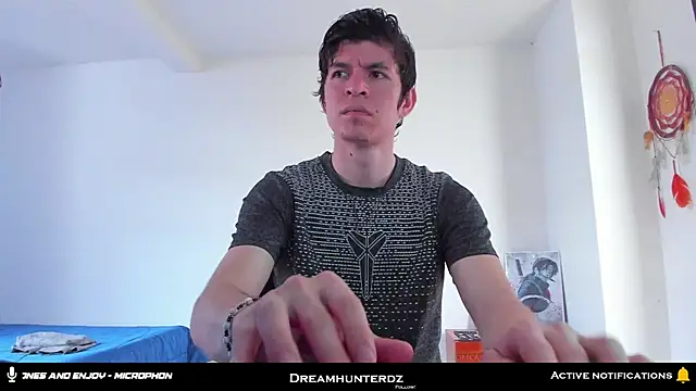 Snapshot of Headhunterdz chatting on 09-17-25, 08:32 Headhunterdz online show from 09-17-25, 08:32