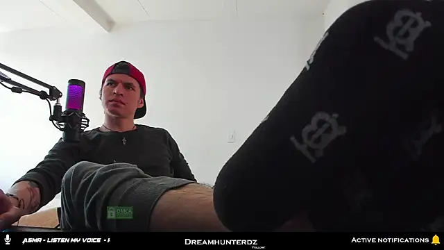 Snapshot of Headhunterdz chatting on 09-25-25, 07:39 Headhunterdz online show from 09-25-25, 07:39