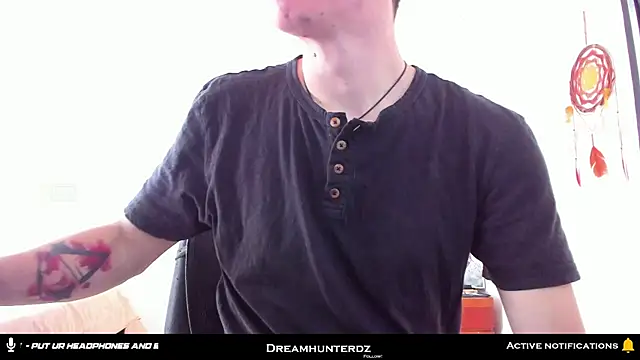 Snapshot of Headhunterdz chatting on 11-12-25, 08:08 Headhunterdz online show from 11-12-25, 08:08
