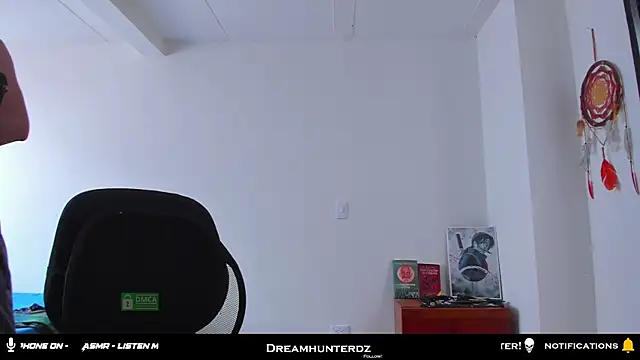 Snapshot of Headhunterdz chatting on 12-01-25, 08:03 Headhunterdz online show from 12-01-25, 08:03