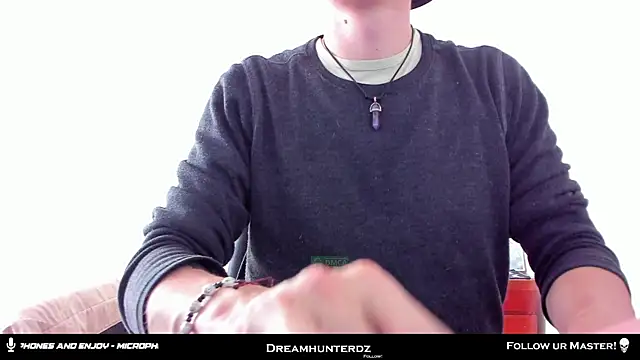 Snapshot of Headhunterdz chatting on 12-21-25, 03:19 Headhunterdz online show from 12-21-25, 03:19