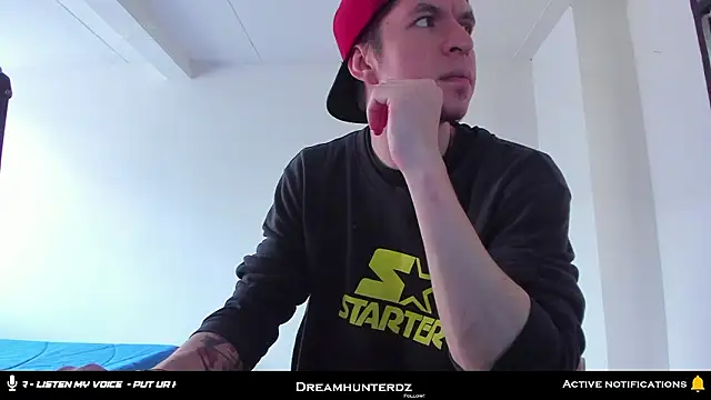 Snapshot of Headhunterdz chatting on 02-22-26, 07:01 Headhunterdz online show from 02-22-26, 07:01