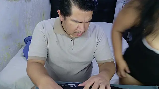 Snapshot of jamarixxx chatting on 12-17-25, 05:24 jamarixxx online show from 12-17-25, 05:24