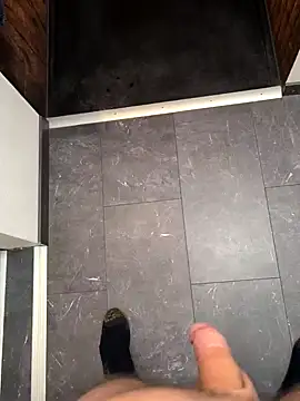 Snapshot of Andy7430 chatting on 02-13-25, 01:59 Andy7430 online show from 02-13-25, 01:59