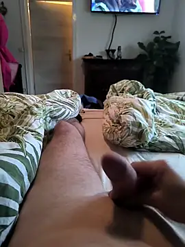 Snapshot of Andy7430 chatting on 02-02-26, 07:18 Andy7430 online show from 02-02-26, 07:18