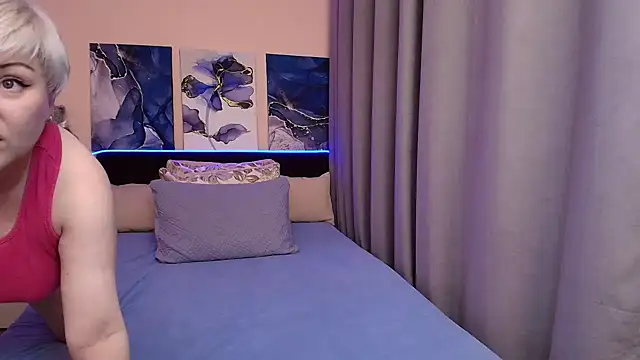 Snapshot of BlondPearl chatting on 07-10-26, 09:39 BlondPearl online show from 07-10-26, 09:39