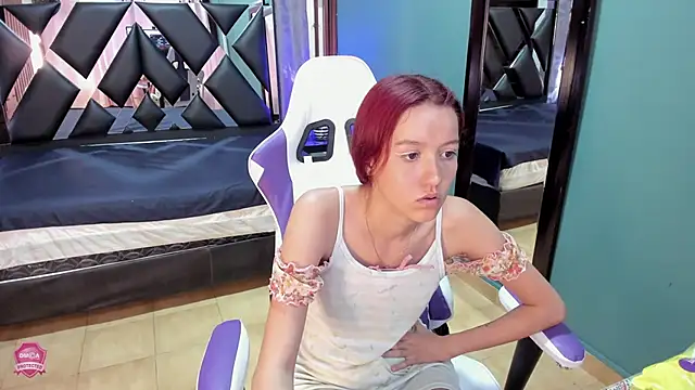 Linda4Petite online show from 03-08-25, 09:51