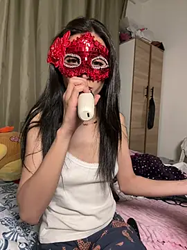 Snapshot of morrocoXcute chatting on 05-14-26, 12:39 morrocoXcute online show from 05-14-26, 12:39