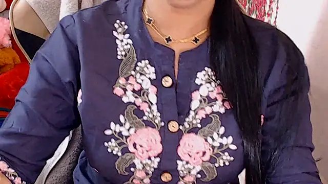 Snapshot of Naughty_Kashish chatting on 06-23-26, 07:28 Naughty Kashish online show from 06-23-26, 07:28