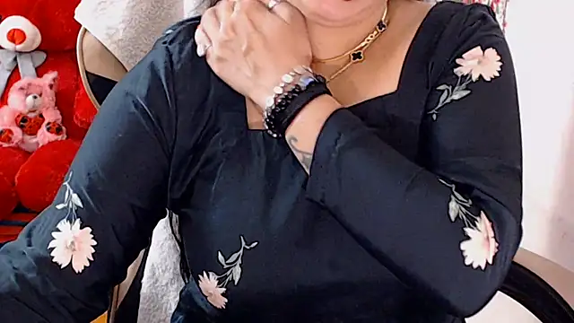 Naughty Kashish online show from 06-27-26, 06:51