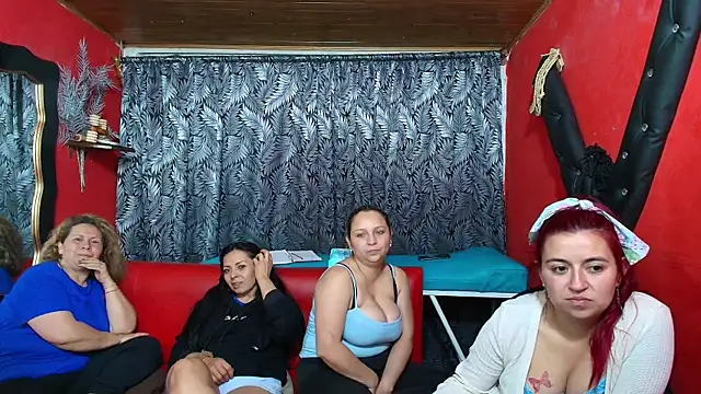lesbiancuple online show from 03-12-25, 03:46