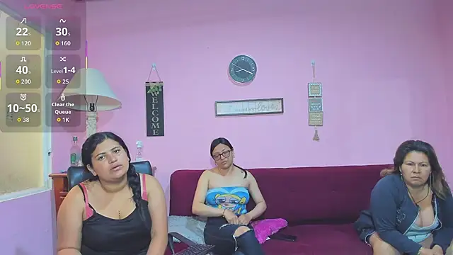 lesbiancuple online show from 10-06-25, 01:19