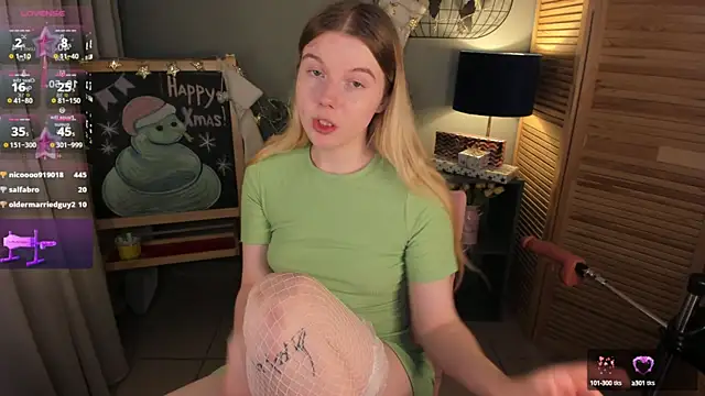 Snapshot of ohmyJuliet chatting on 12-04-24, 05:49 ohmyJuliet online show from 12-04-24, 05:49