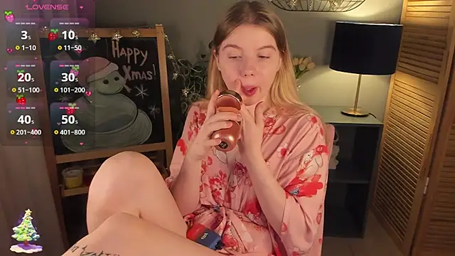 Snapshot of ohmyJuliet chatting on 01-16-25, 03:34 ohmyJuliet online show from 01-16-25, 03:34