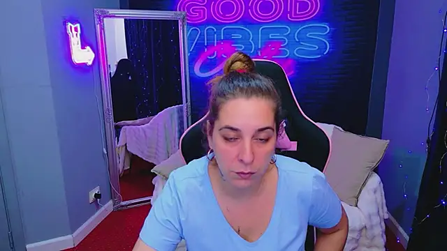 KarinaNoir online show from 07-28-26, 03:46