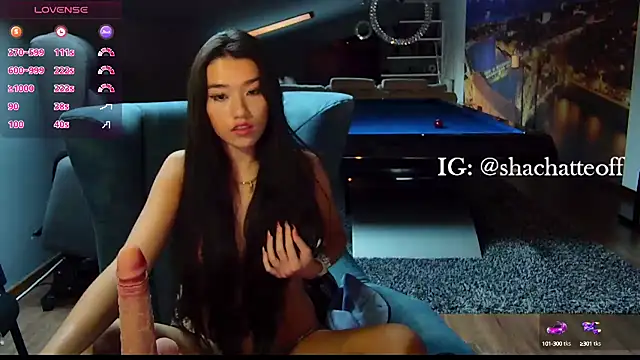 Snapshot of shachatteof chatting on 10-15-25, 08:36 shachatteof online show from 10-15-25, 08:36