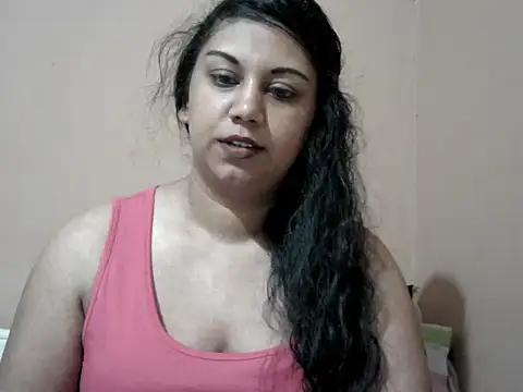 Snapshot of bellachow10 chatting on 01-31-26, 07:34 bellachow10 online show from 01-31-26, 07:34