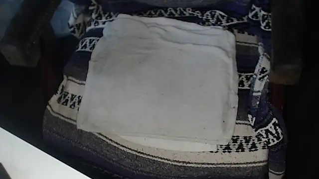 Snapshot of QueenDenizeAndTheCaptain chatting on 10-18-25, 09:37 QueenDenizeAndTheCaptain online show from 10-18-25, 09:37