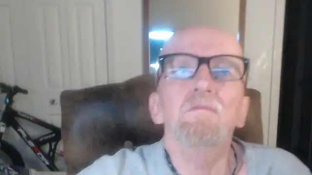 Snapshot of QueenDenizeAndTheCaptain chatting on 01-13-26, 09:58 QueenDenizeAndTheCaptain online show from 01-13-26, 09:58