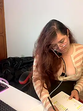 kayortiiz online show from 10-02-25, 01:45