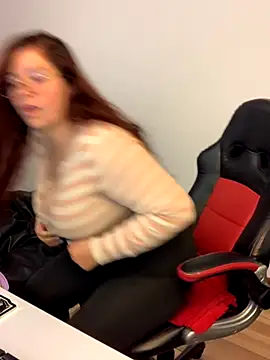 kayortiiz online show from 10-09-25, 09:13