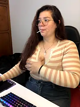 kayortiiz online show from 12-03-25, 02:19