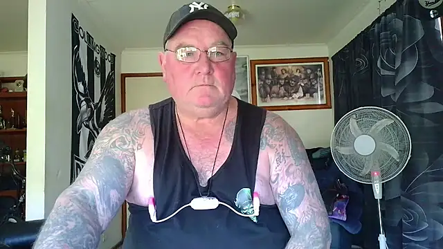 HOTANAL online show from 06-25-26, 02:33