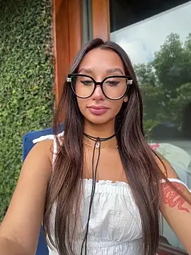 Tiny lilith online show from 04-25-26, 03:53