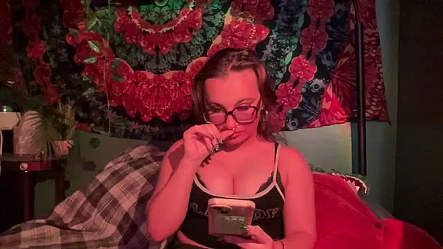 Snapshot of sweetandwet_daddy chatting on 04-01-26, 06:49 sweetandwet daddy online show from 04-01-26, 06:49