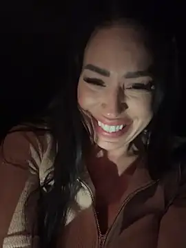 Snapshot of annablisss chatting on 02-06-26, 03:22 annablisss online show from 02-06-26, 03:22