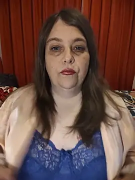 HouseWifeWhore Milf online show from 06-17-26, 09:34