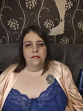 HouseWifeWhore Milf online show from 06-21-26, 09:06