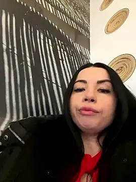 CrazzyChicks online show from 01-15-26, 05:34