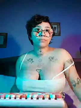 Lilmuh  online show from 12-15-24, 03:34