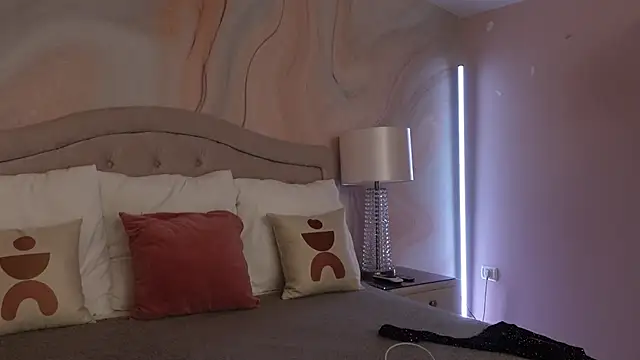 Snapshot of OliviaSirena chatting on 10-09-25, 07:34 OliviaSirena online show from 10-09-25, 07:34