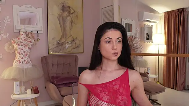 Snapshot of OliviaSirena chatting on 11-25-25, 08:20 OliviaSirena online show from 11-25-25, 08:20