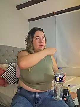 Snapshot of isabella_rossse chatting on 01-10-26, 02:19 isabella rossse online show from 01-10-26, 02:19