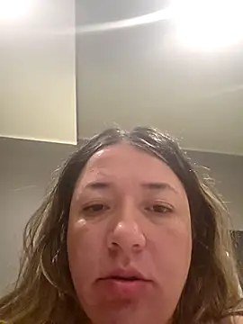 Snapshot of isabella_rossse chatting on 02-03-26, 08:36 isabella rossse online show from 02-03-26, 08:36