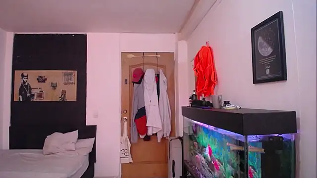 romeolovedark online show from 01-24-25, 03:45