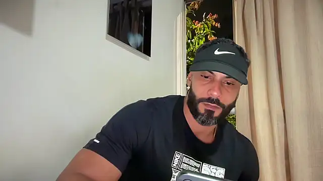 romeolovedark online show from 05-26-26, 02:51