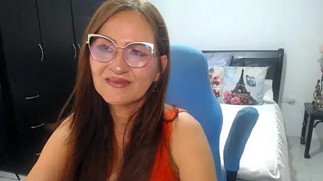 Xiimen online show from 05-22-26, 09:20