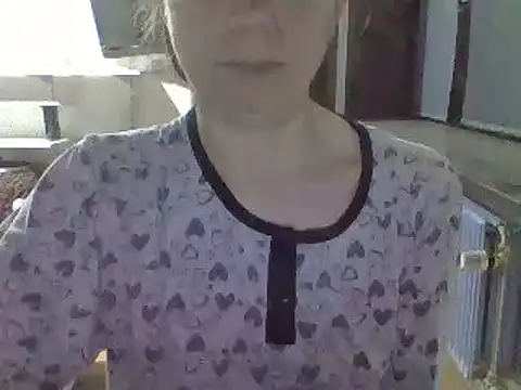 Snapshot of Moi_Lina chatting on 12-12-24, 12:16 Moi Lina online show from 12-12-24, 12:16