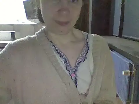 Snapshot of Moi_Lina chatting on 01-29-25, 11:46 Moi Lina online show from 01-29-25, 11:46