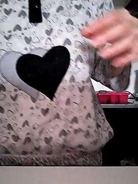 Snapshot of Moi_Lina chatting on 02-07-26, 03:38 Moi Lina online show from 02-07-26, 03:38