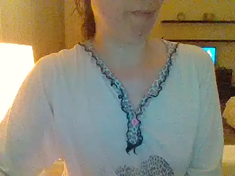 Moi Lina online show from 06-19-26, 11:30