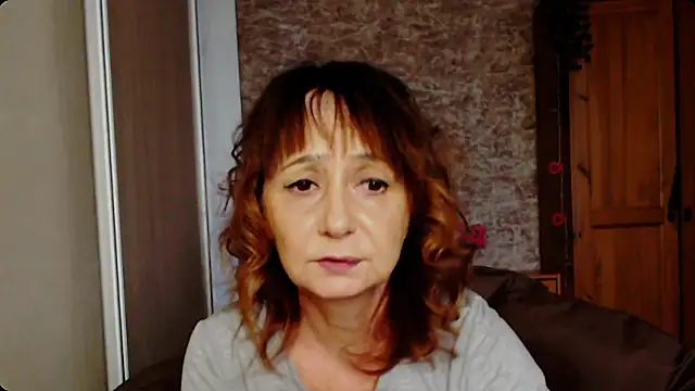 Snapshot of AnnieEltgant chatting on 01-09-26, 09:01 AnnieEltgant online show from 01-09-26, 09:01