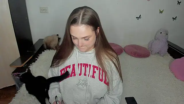 Snapshot of NataliEvans chatting on 06-25-26, 08:13 NataliEvans online show from 06-25-26, 08:13