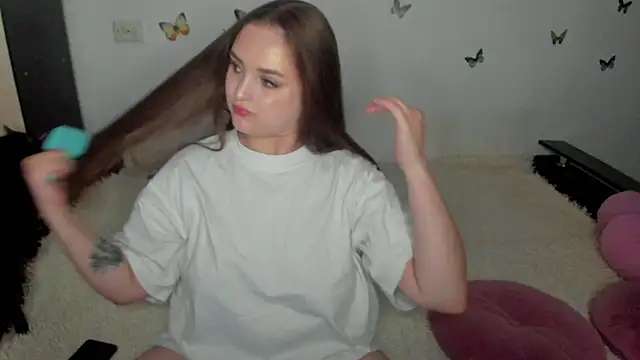 Snapshot of NataliEvans chatting on 07-14-26, 09:42 NataliEvans online show from 07-14-26, 09:42