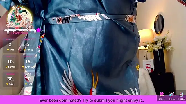 Snapshot of Damsel__in__mistress chatting on 12-18-24, 01:23 Damsel in mistress online show from 12-18-24, 01:23